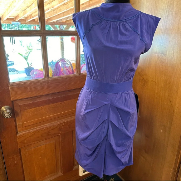 NWT Bebe Zipper Dress Royal Blue Knee Length Ruched Size Medium - Picture 4 of 9